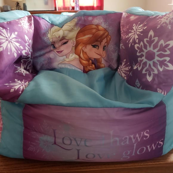 Bean bag chair - Picture 1 of 2